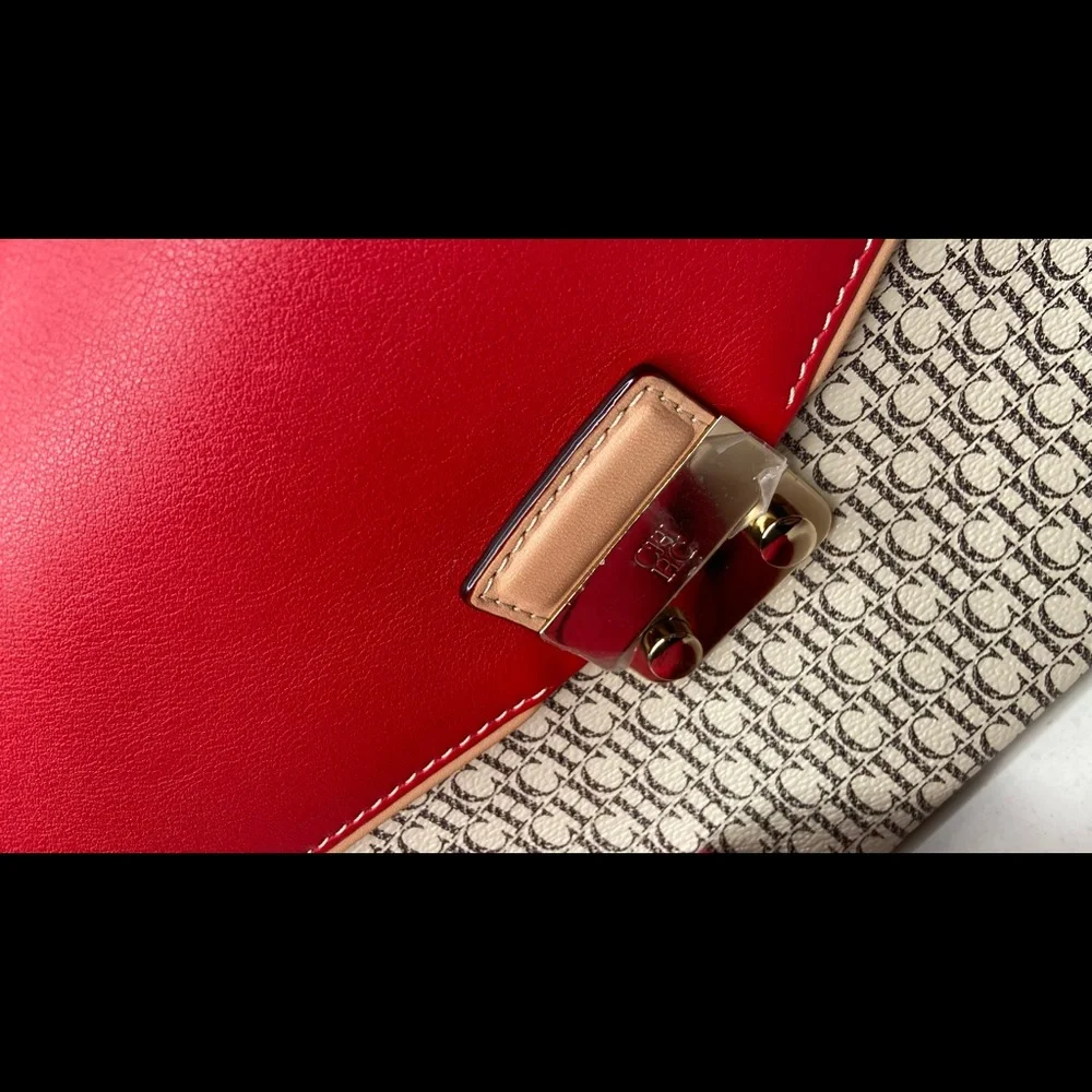 Carolina Herrera - Picture 5 of 13
